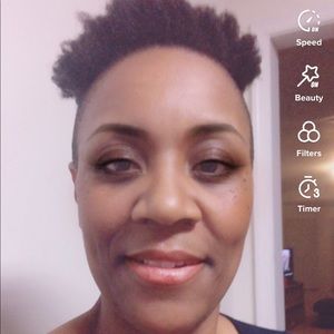 Meet your Posher, Robyn